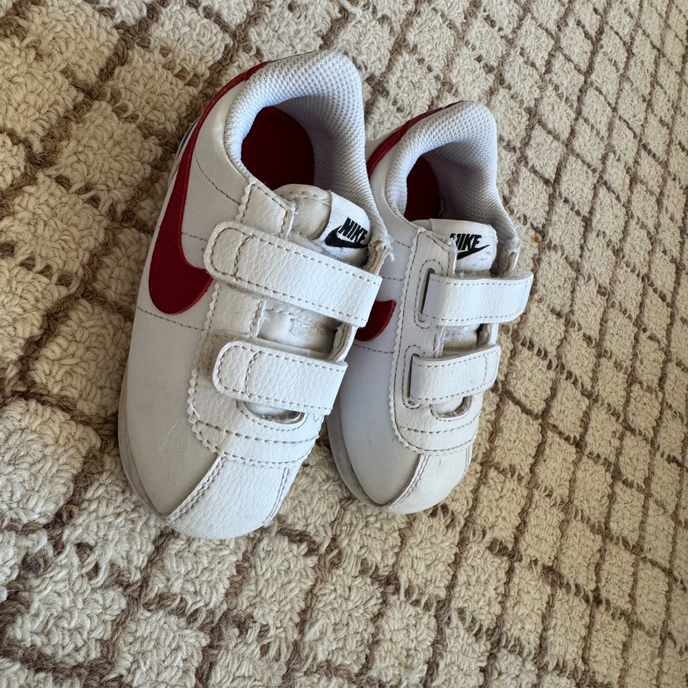 Nike Kids White and Red Velcro Sneakers